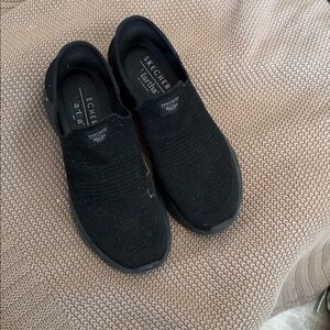 Skechers Men's Black Knit Slip-On Sneakers